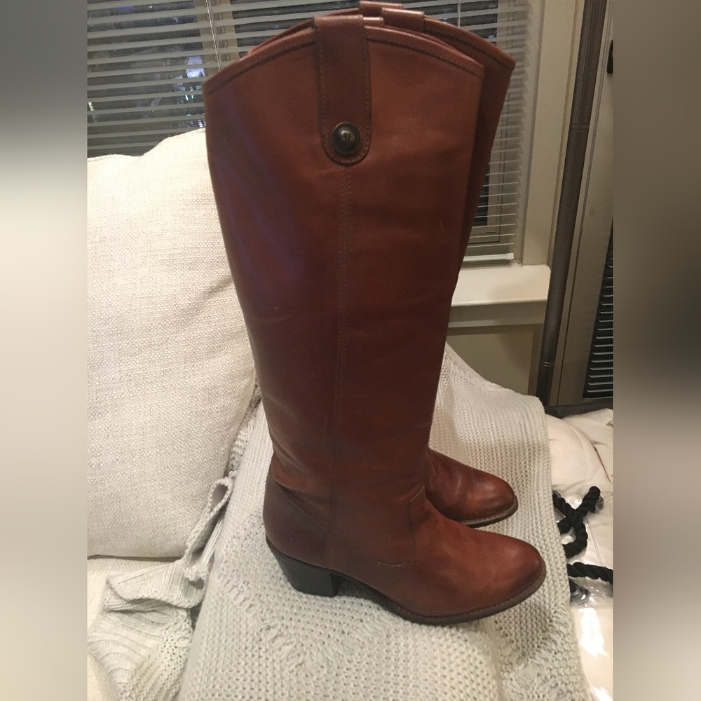 Brown Knee-High Leather Boots